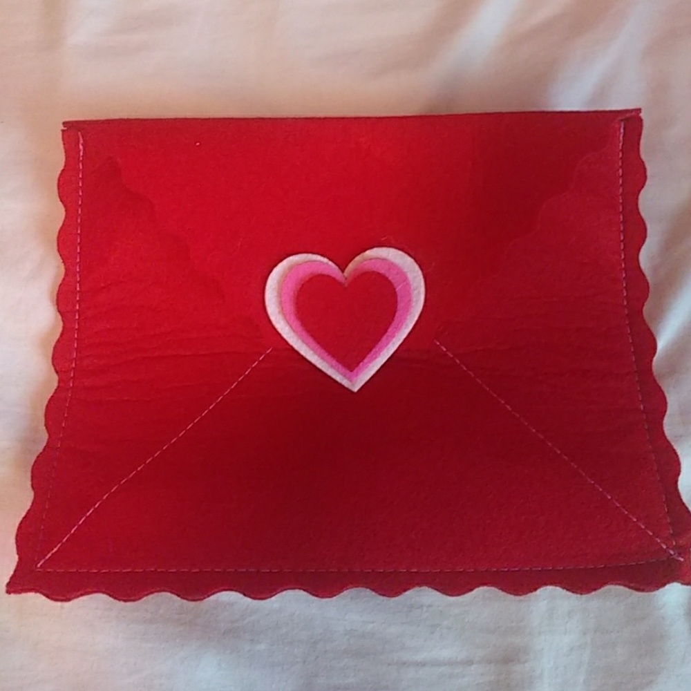 Free in any bundle - Red felt envelope/pouch